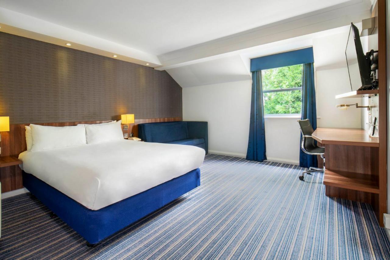 Standard Double Room with Sofa Bed and Free Hot Breakfast