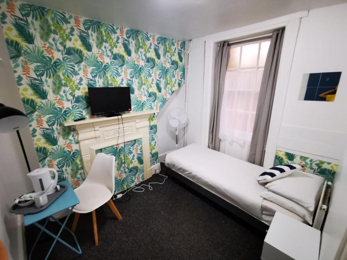 Budget Single Room