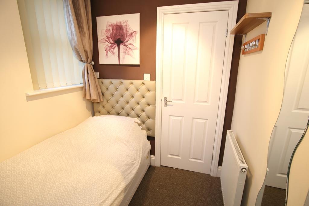 Single Room with Shower
