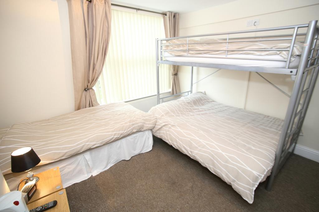 Quadruple Room with Shower