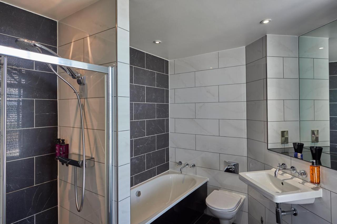 Club Twin Room,1268699191:JPEG