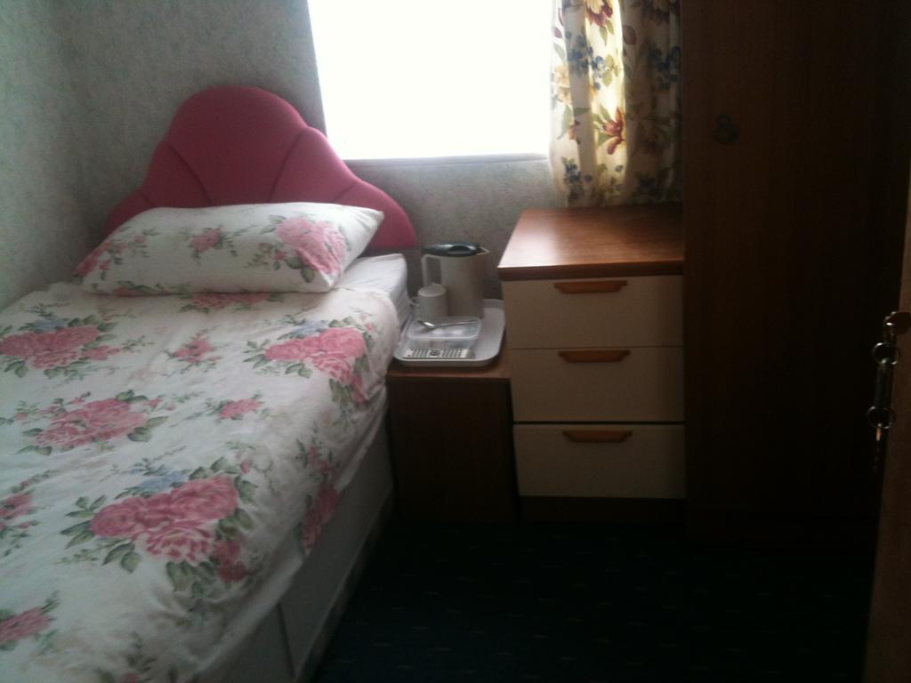 Small Single Room
