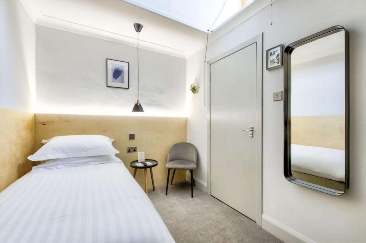 Single Room,1270762711:JPEG