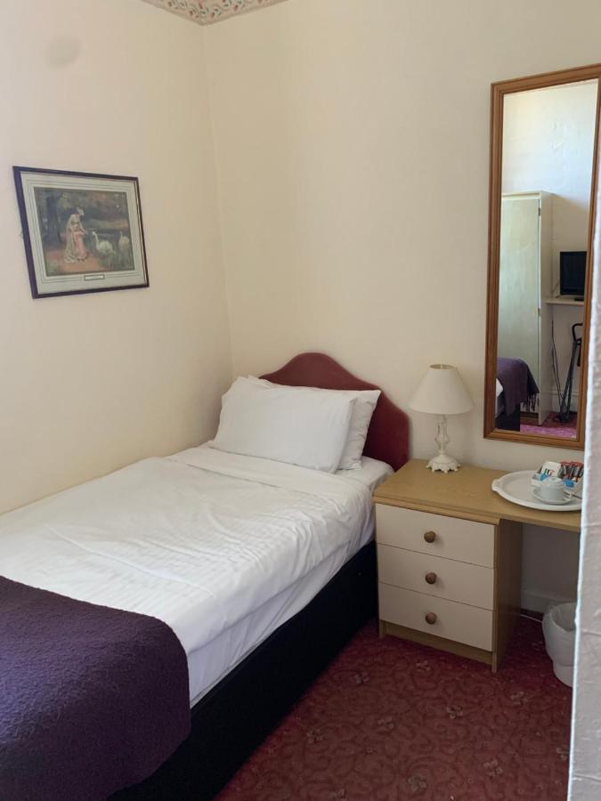 Single Room,1271302429:JPEG