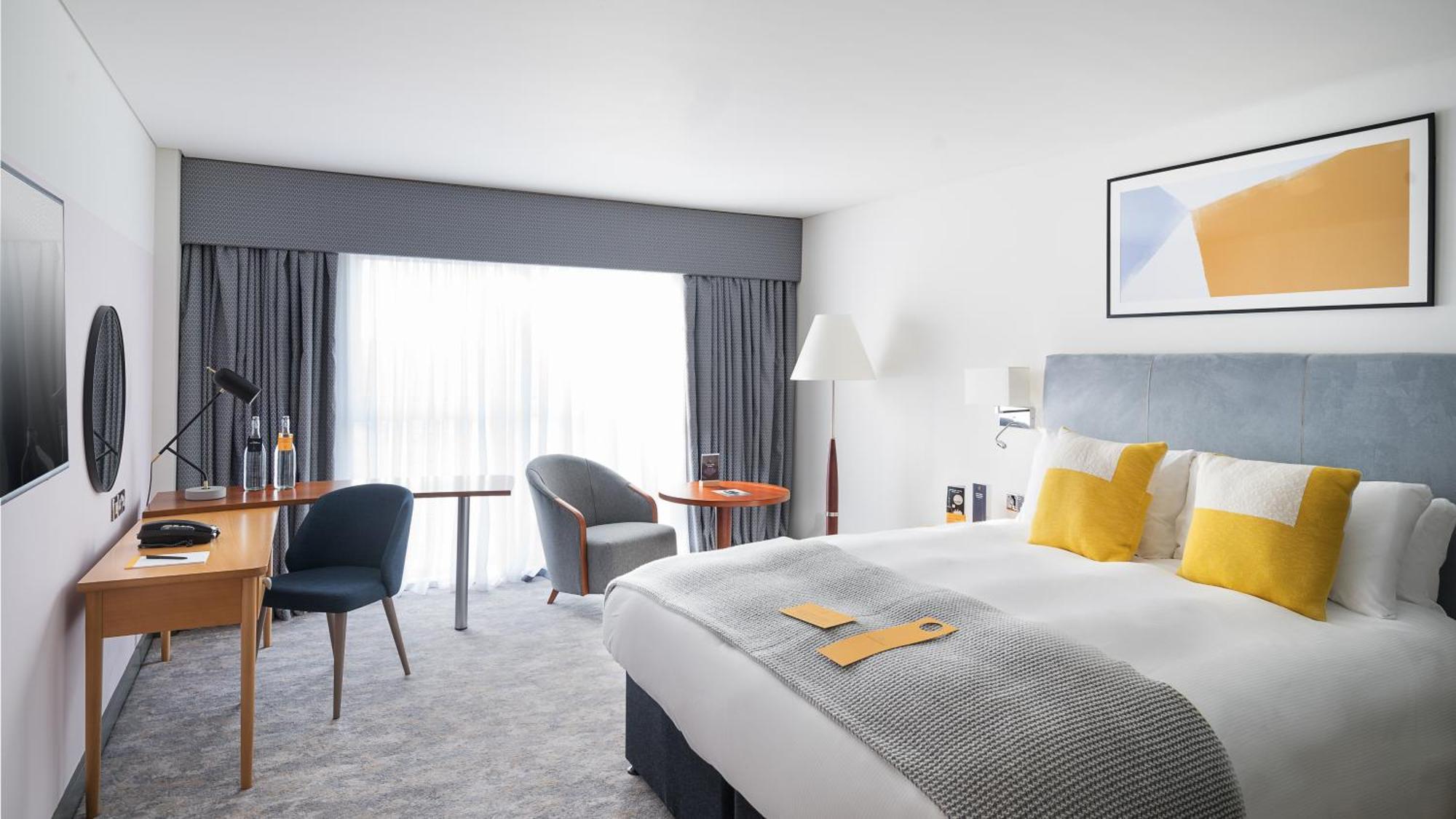 Standard Queen Room,1274086438:JPEG