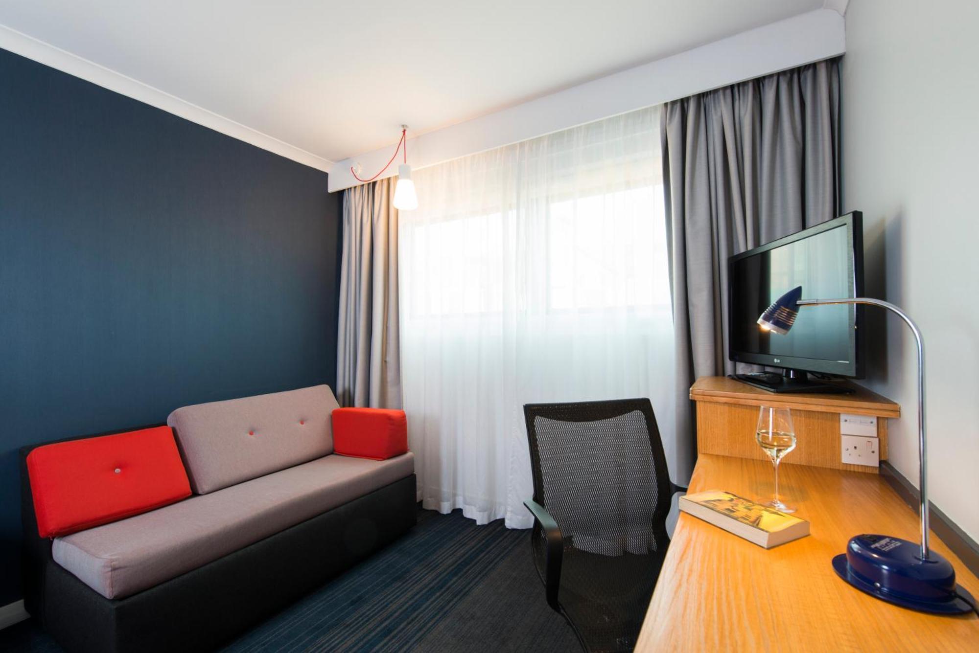 Room allocated on Arrival with Free Hot Breakfast,1662973565:JPEG