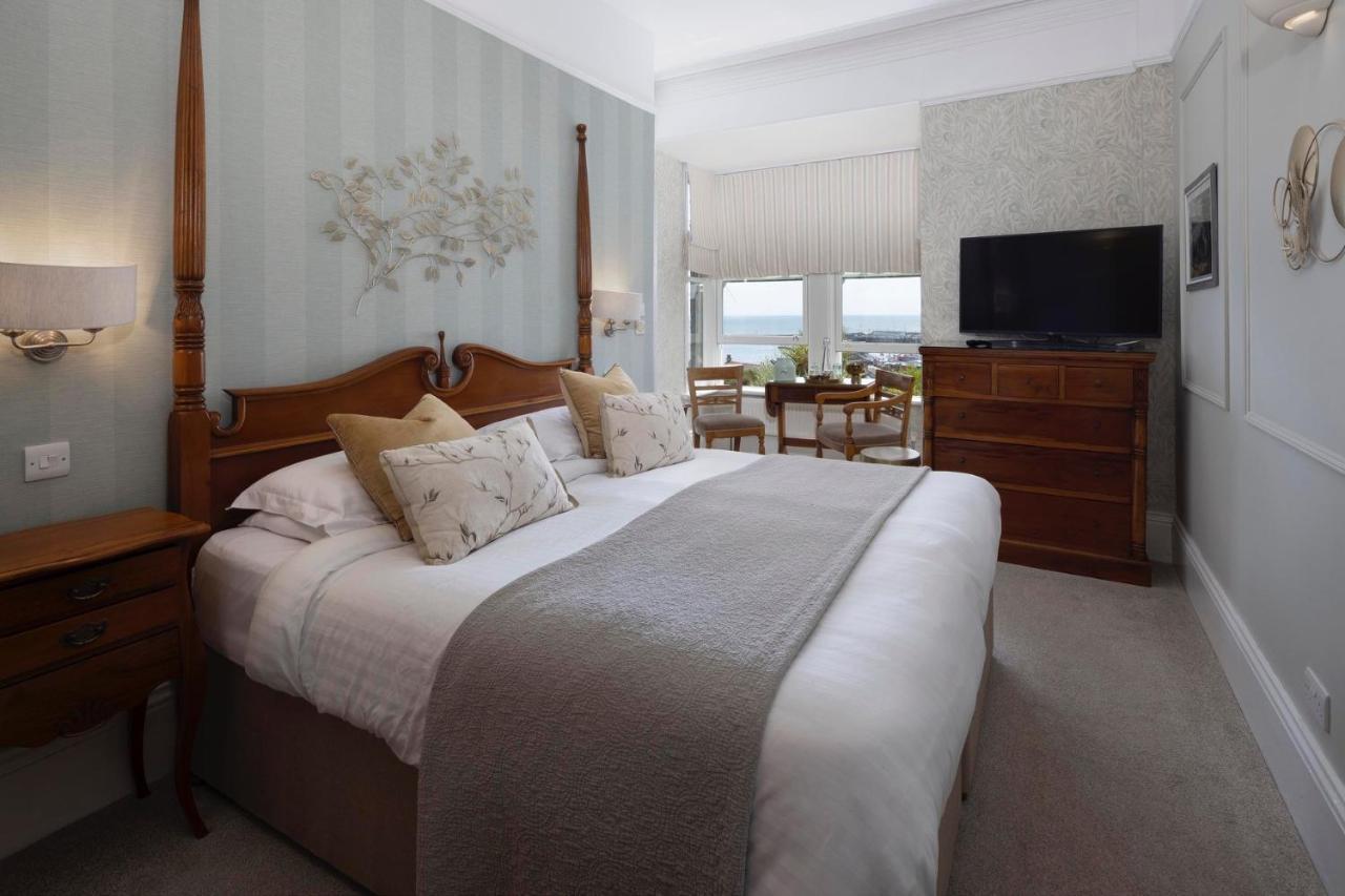 Superior Deluxe Double or Twin Room