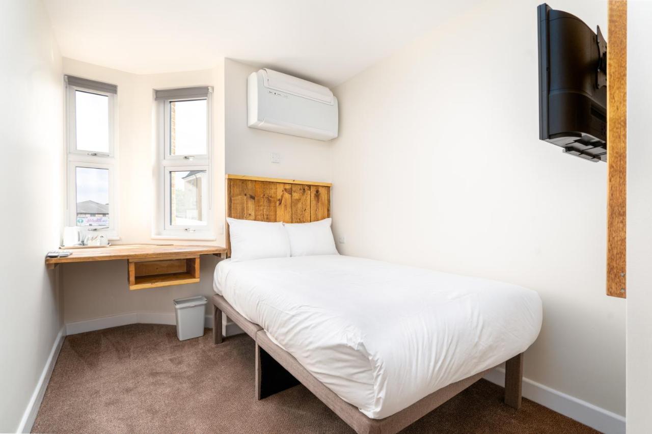 Single Room,1294071640:JPEG