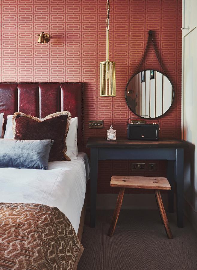 Gorgeous Woodland Room,1298781049:JPEG