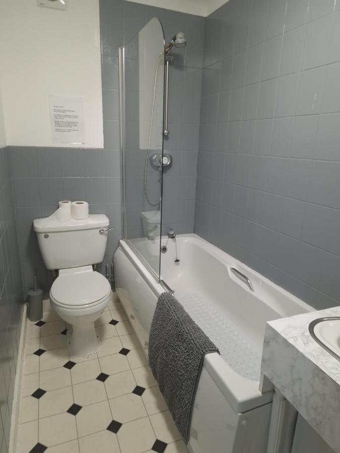 Quadruple Room,1301990881:JPEG