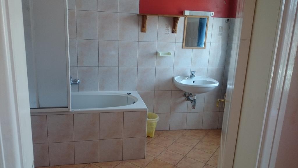 Family Room with Bath,130527107:JPEG