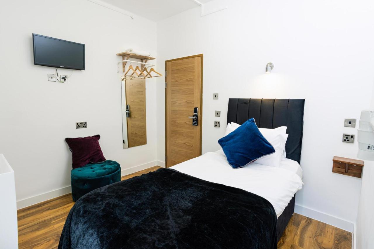 Standard Single Room,1306169314:JPEG