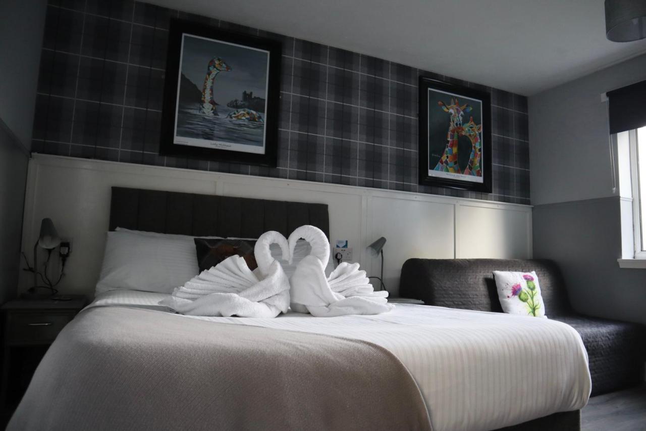 Family Studio,1313048233:JPEG