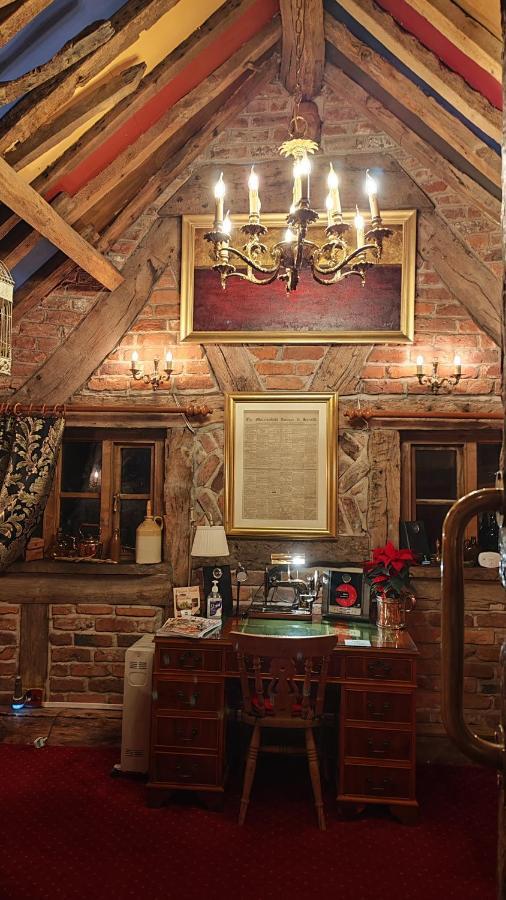 Luxury Four Poster Double Suite,1322863306:JPEG