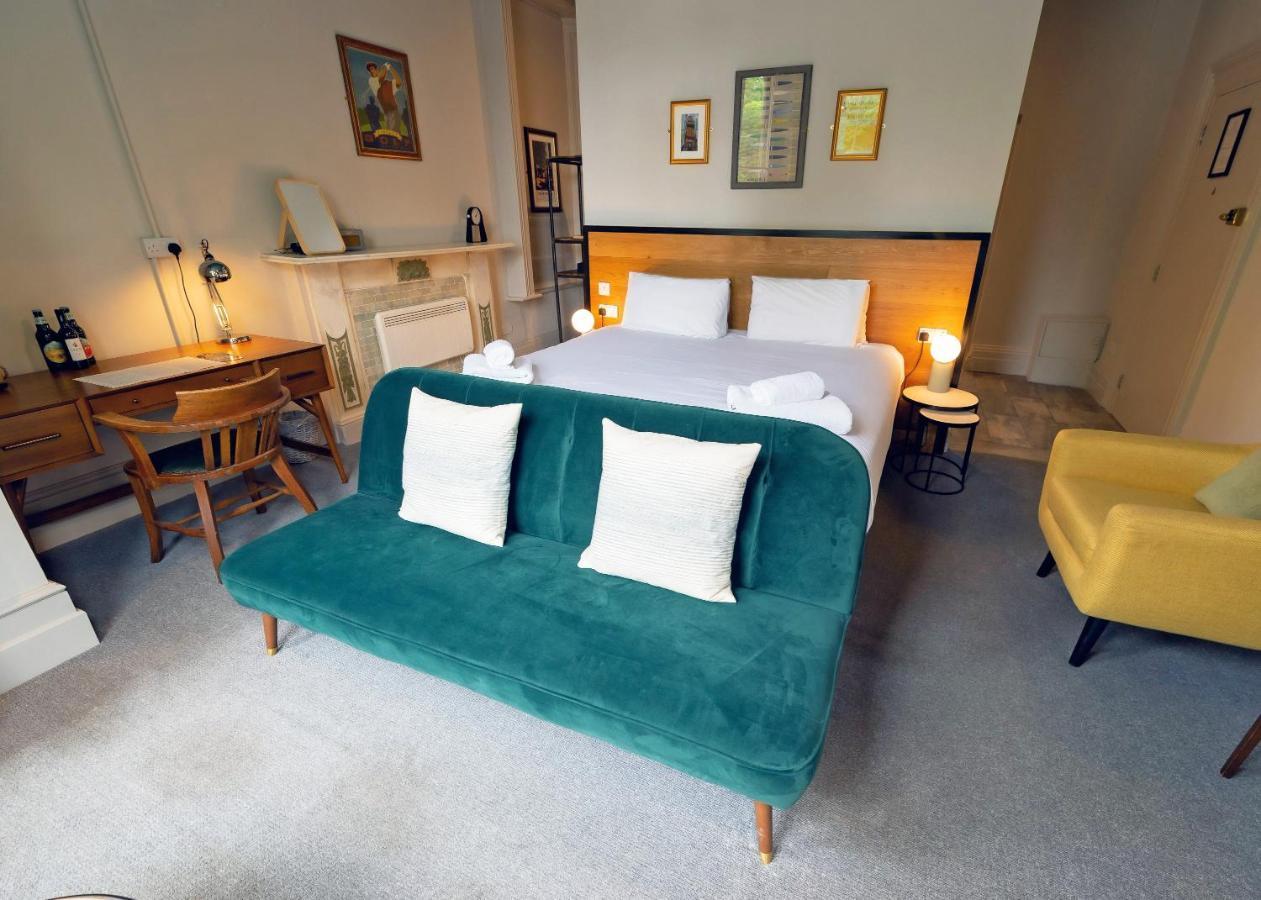 Boutique Comfy Double Apartment,1333992320:JPEG