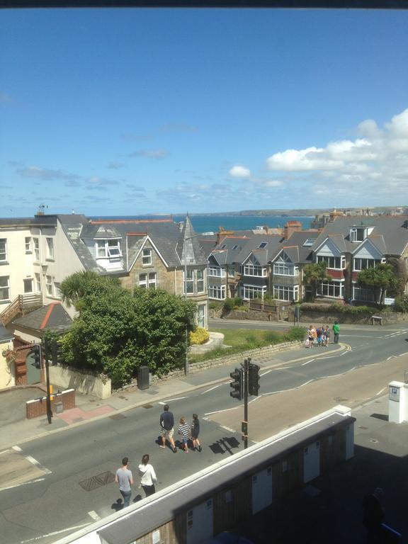 Queen Suite with Sea View
