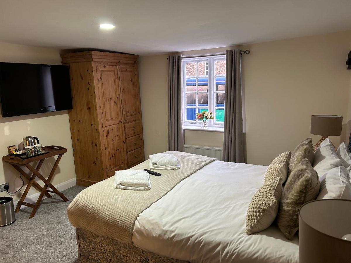 Deluxe Double Room,1348365389:JPEG