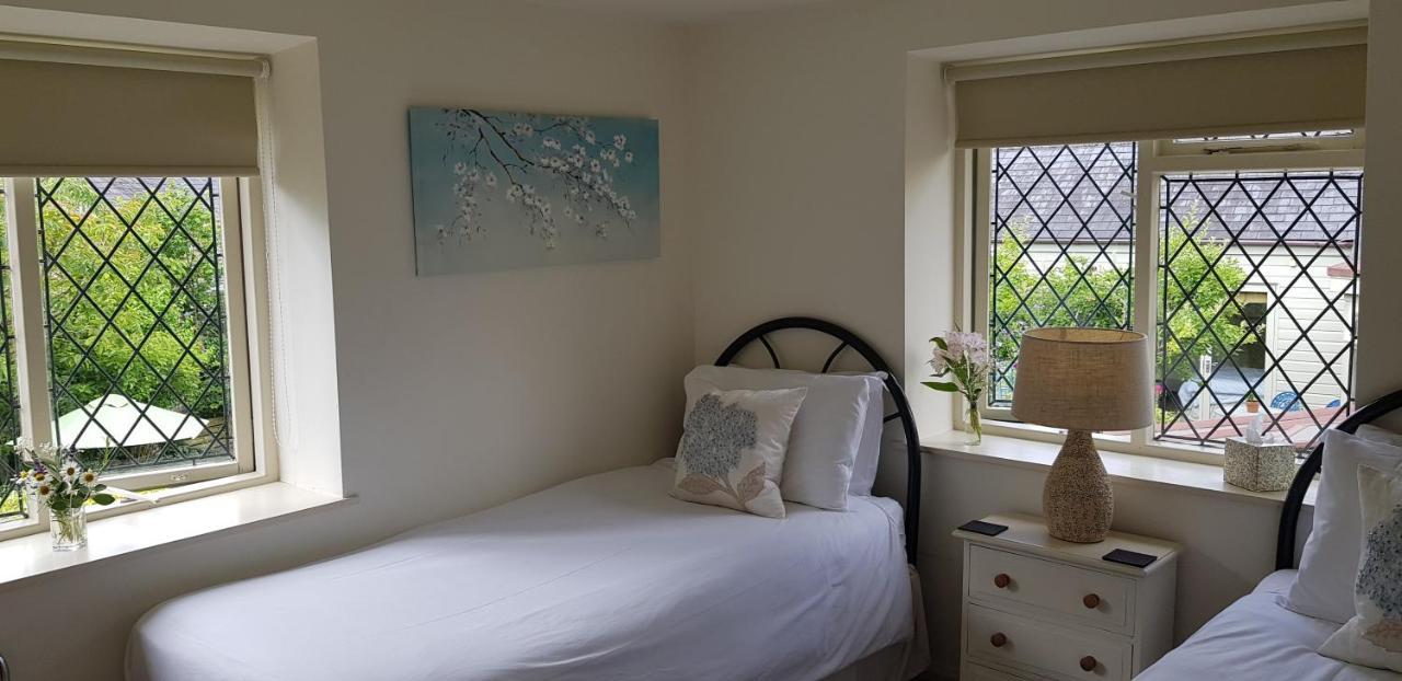 Standard Twin Room,1351925464:JPEG