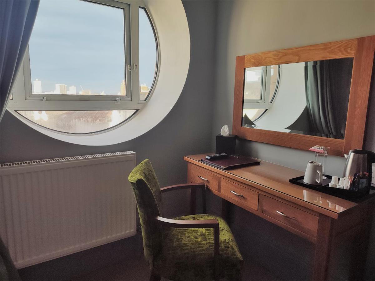 Single Room,1361873987:JPEG