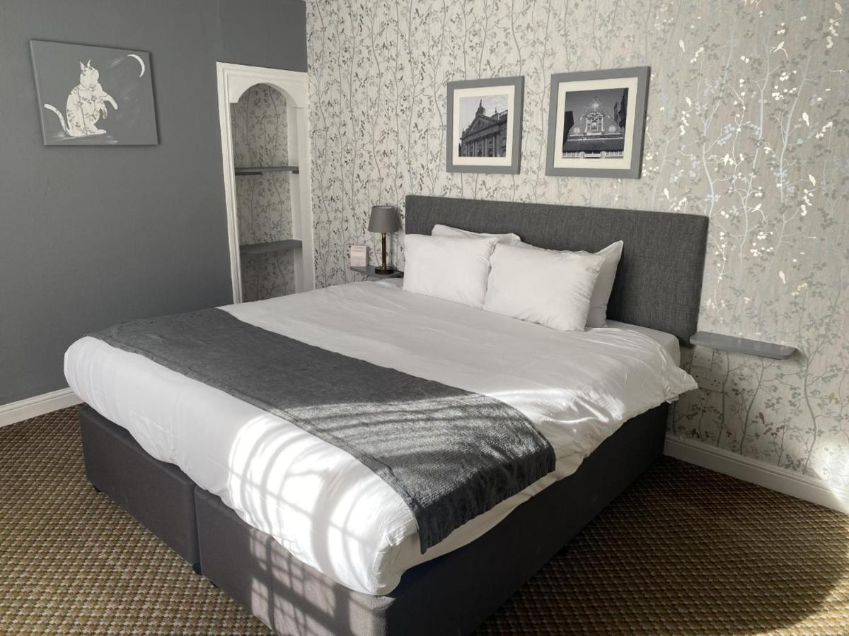 Double Room,1651729161:JPEG