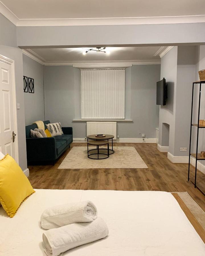 Deluxe Double Room with Extra Bed