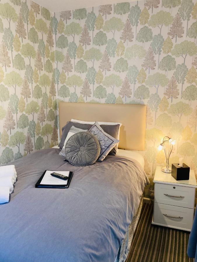 Large Single Room,1360571471:JPEG