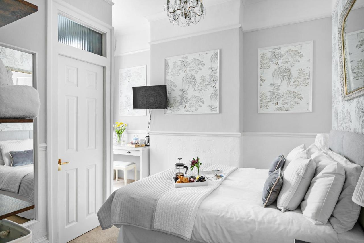 Superior Double Room,1364698976:JPEG