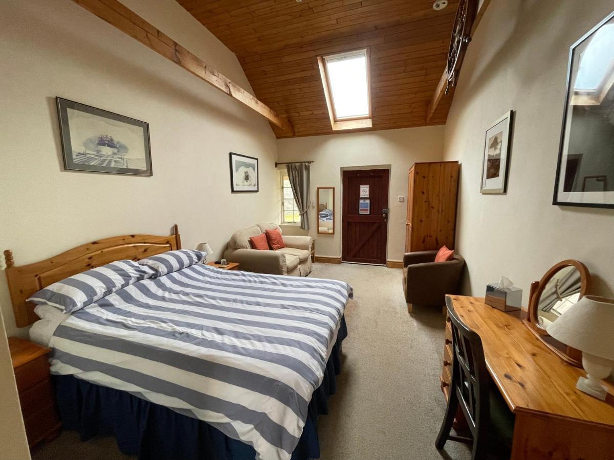 Double Room with Private Bathroom,1365187295:JPEG