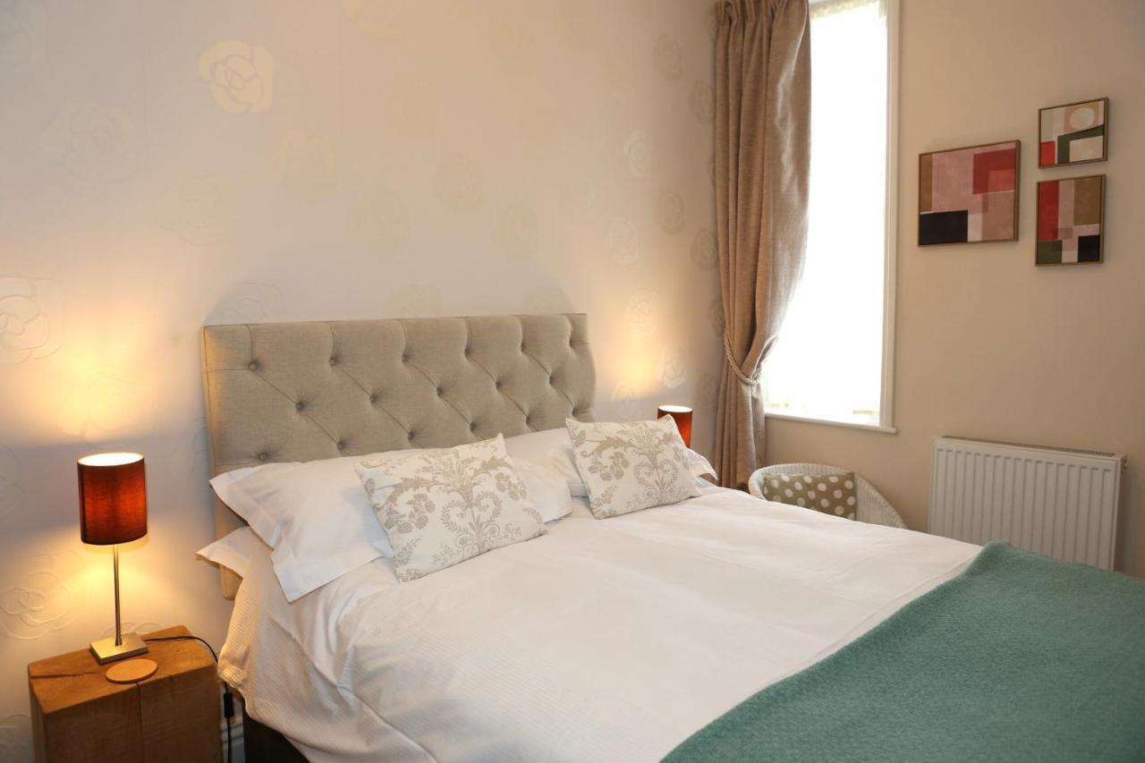 Double Room with Private Bathroom,1371776879:JPEG