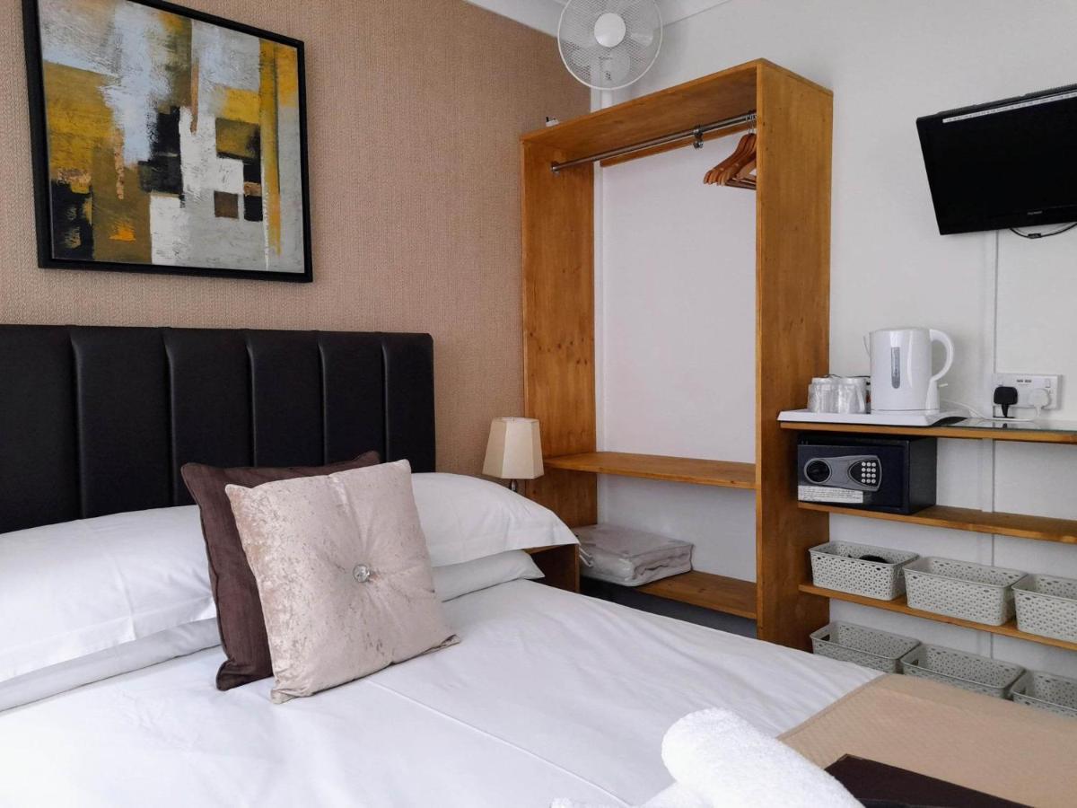 Small Double Room with Garden View