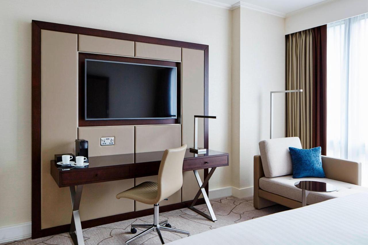 Executive Room Executive lounge access Guest room 1 King