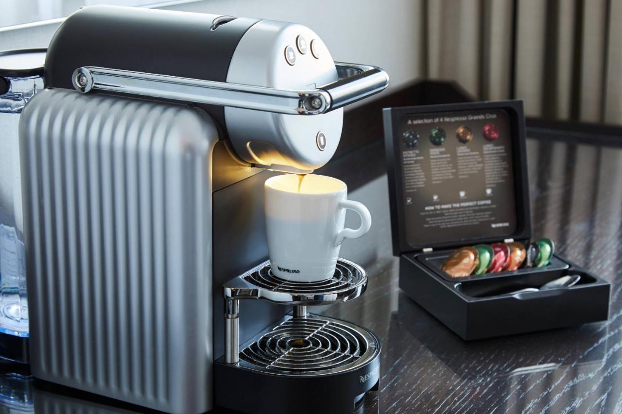 Royal Junior Suite with King Bed and Sofa Bed,1622868615:JPEG