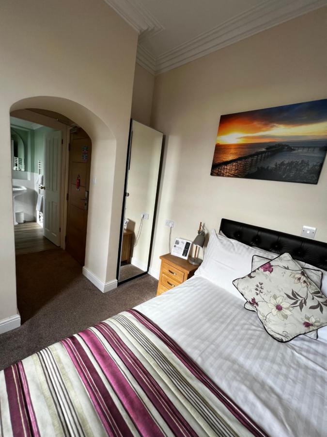 Standard Single Room,1398146030:JPEG
