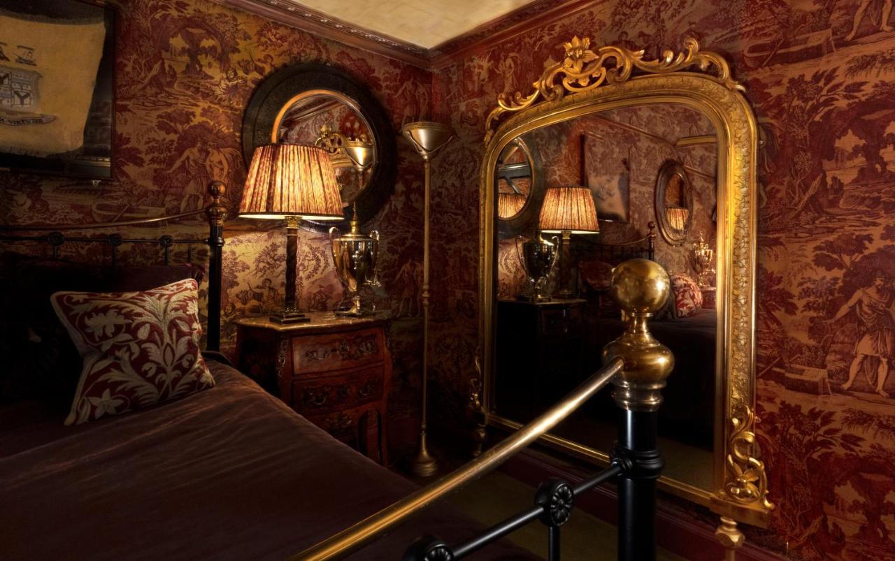 Luxury Room,1403564090:JPEG
