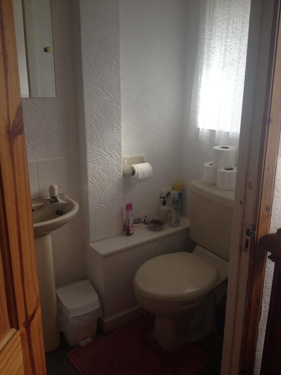 Single Room with Shared Bathroom