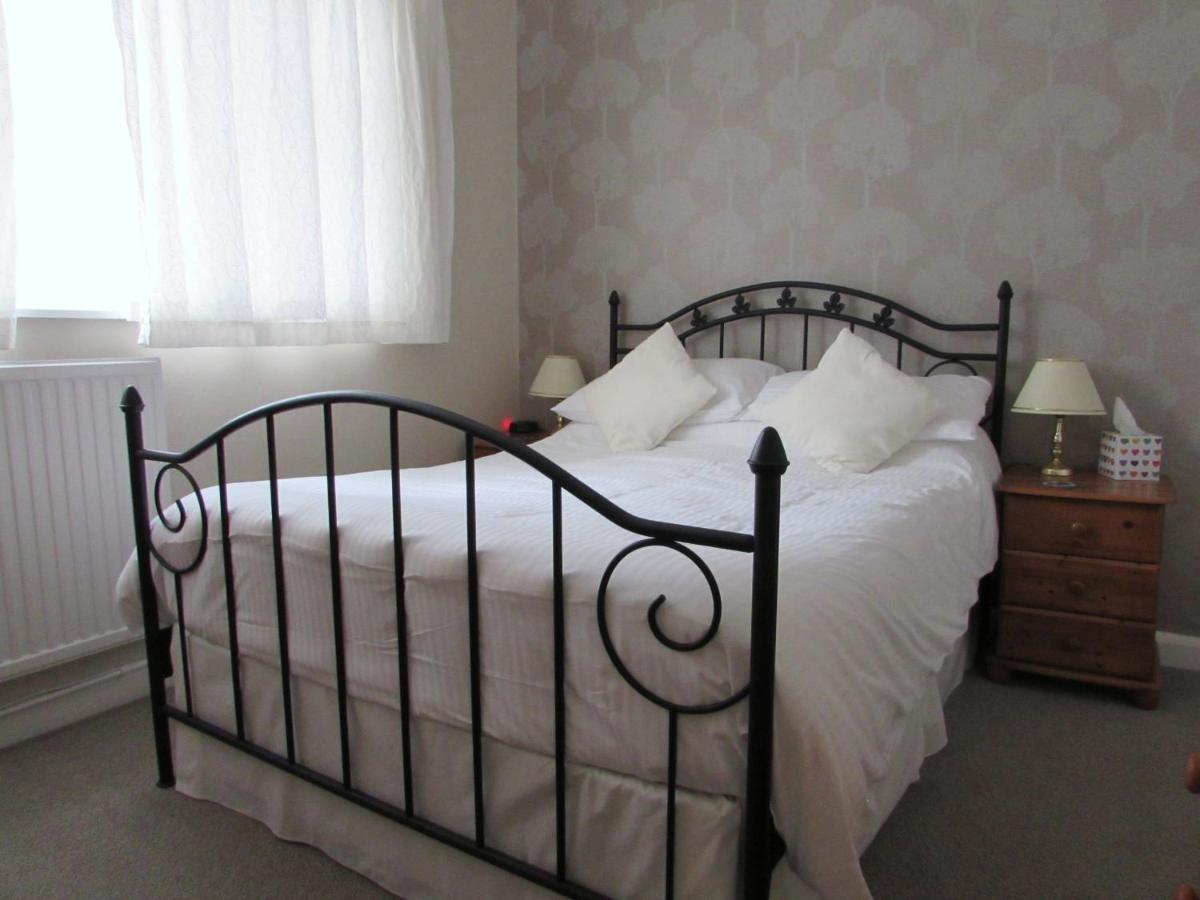 Standard Double Room,1419010809:JPEG