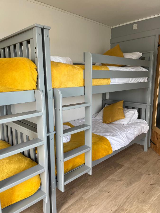 Standard Quadruple Room,1465898204:JPEG