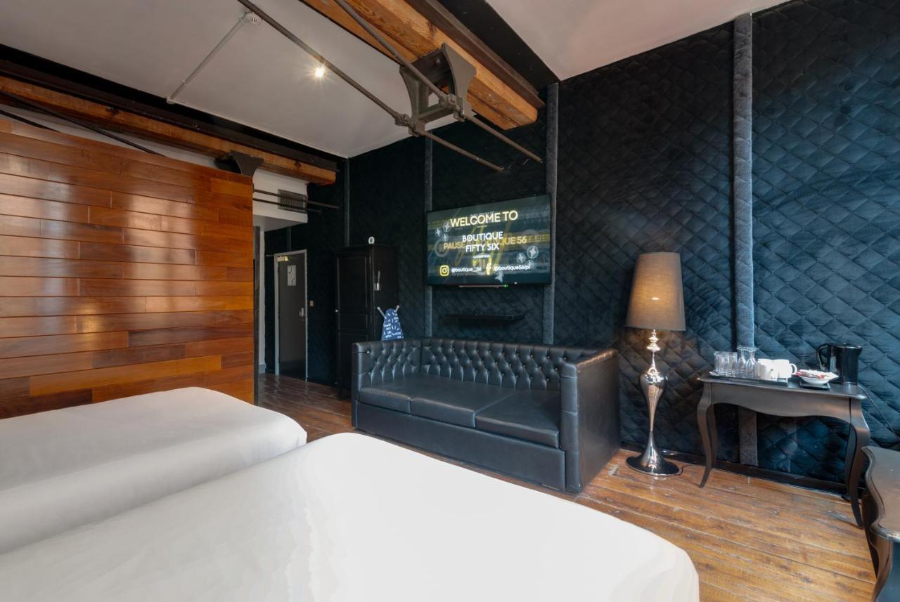 Deluxe Studio