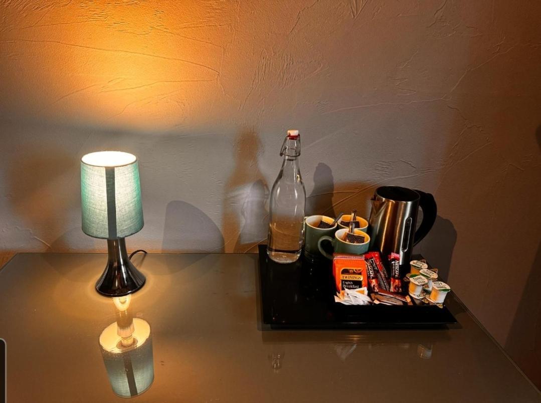 Double Room,1498515877:JPEG