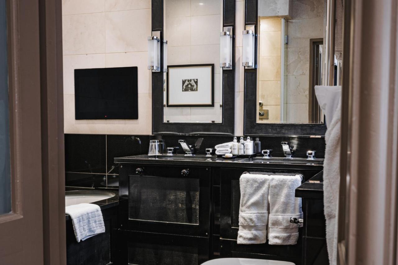 Deluxe King Suite,1498727392:JPEG