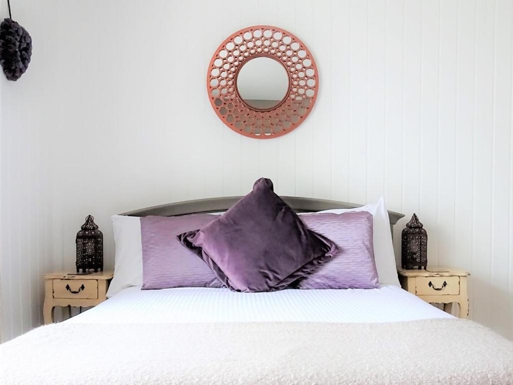 Double Room with Private Bathroom,1588265171:JPEG