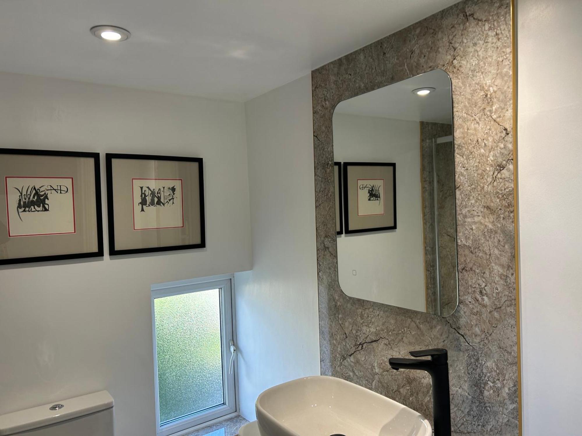 French King Room,1499568022:JPEG