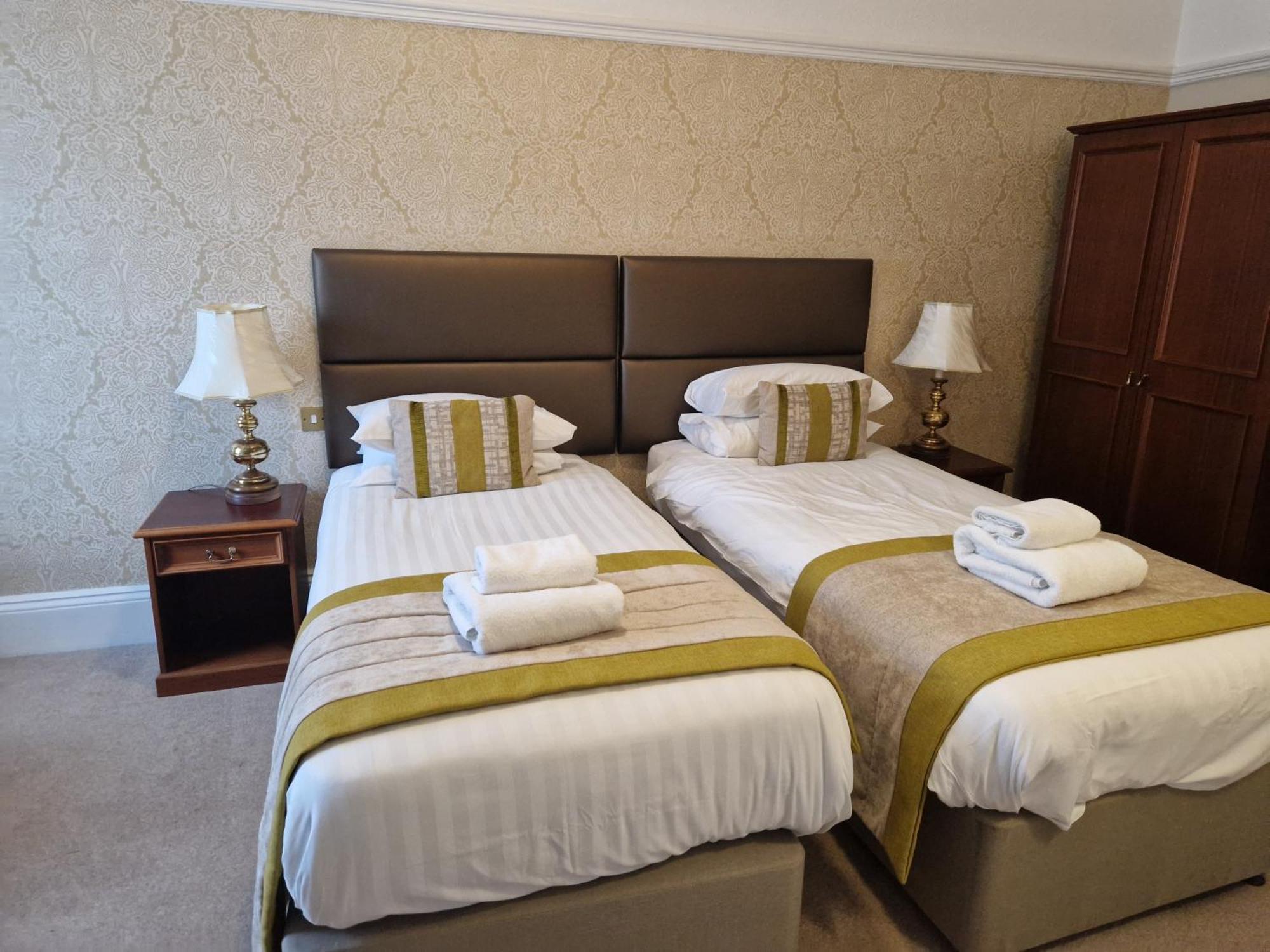 Standard Seaview Twin,1656172626:JPEG