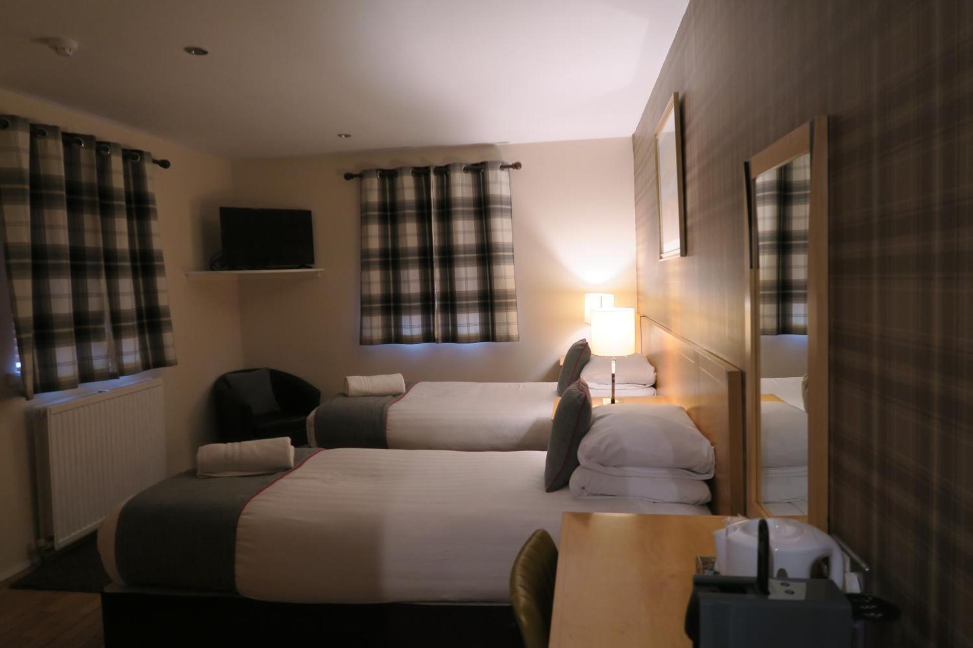 Twin Room,1516341202:JPEG