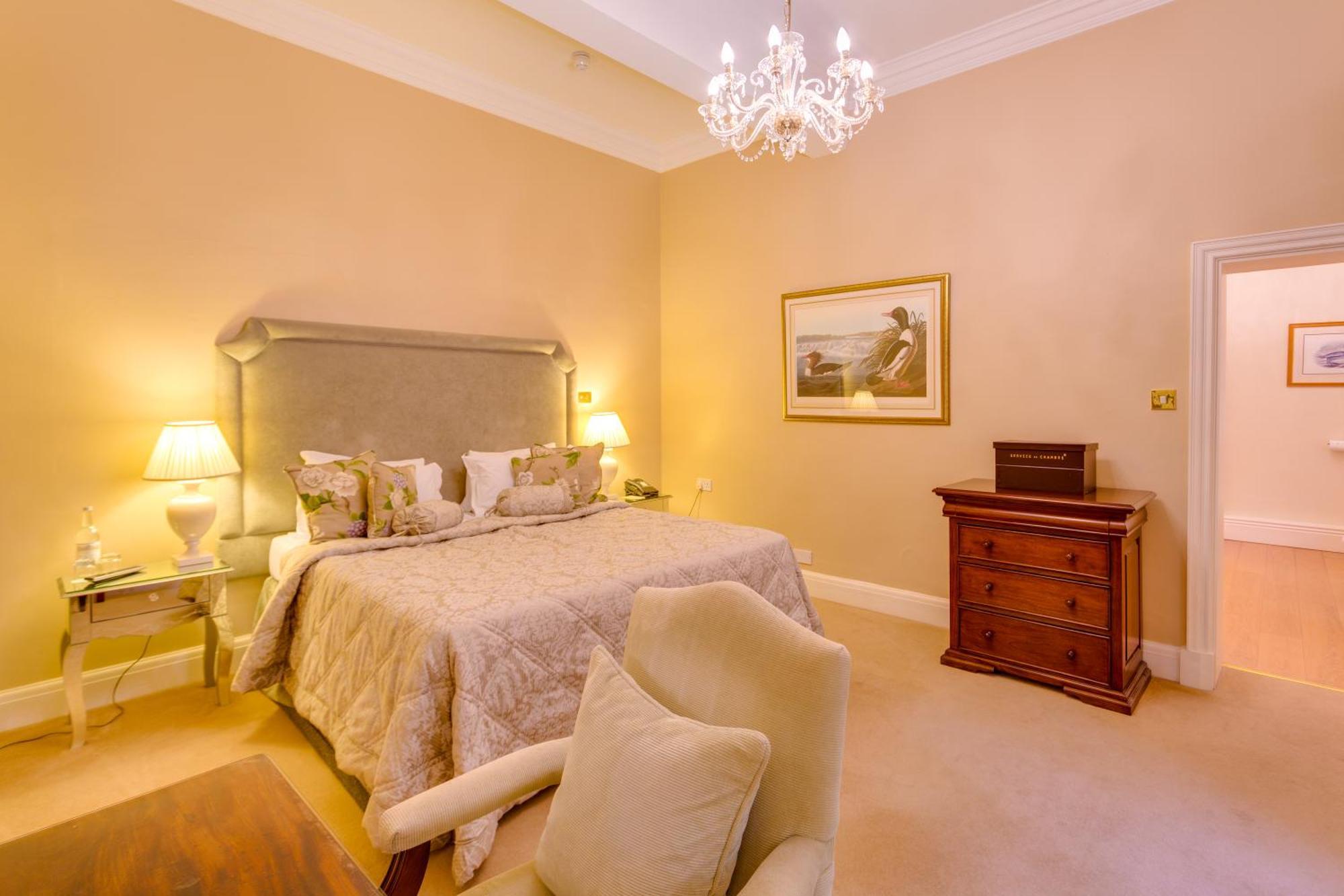 Junior Suite,1516370143:JPEG