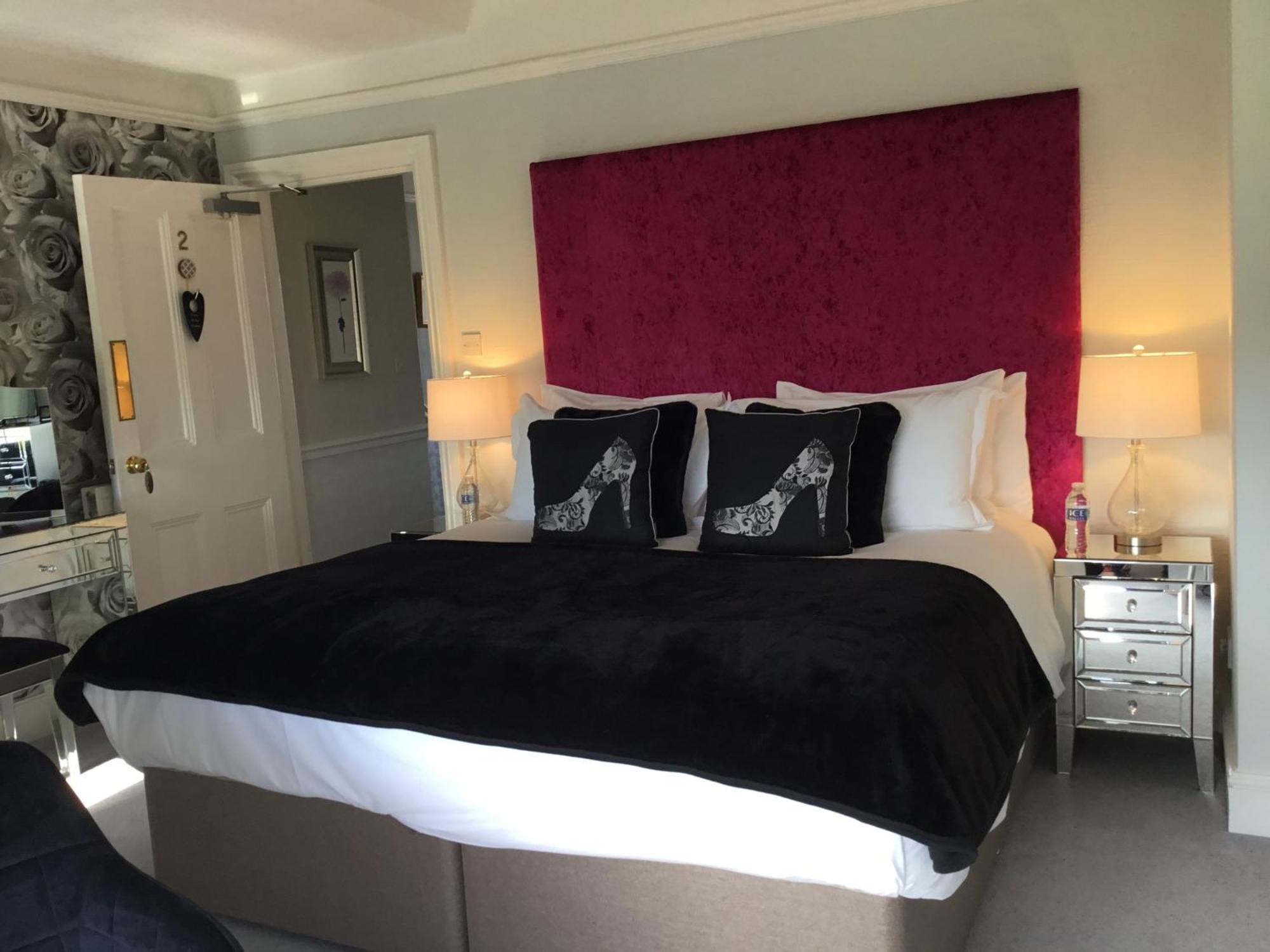 Superior Deluxe Double or Twin Room