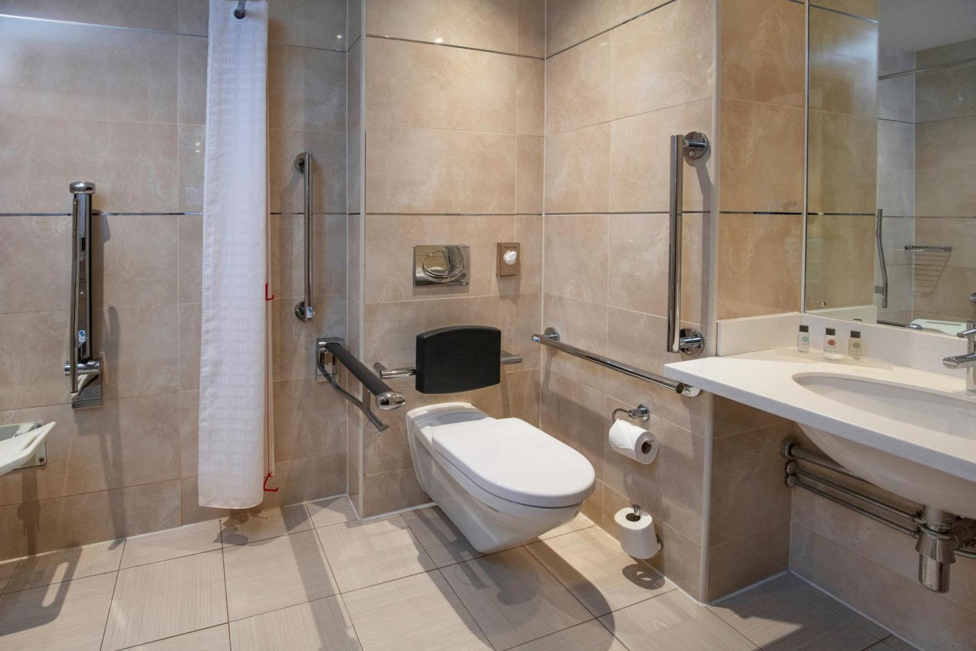 Classic Double Accessible Modern Wing,1516437451:JPEG