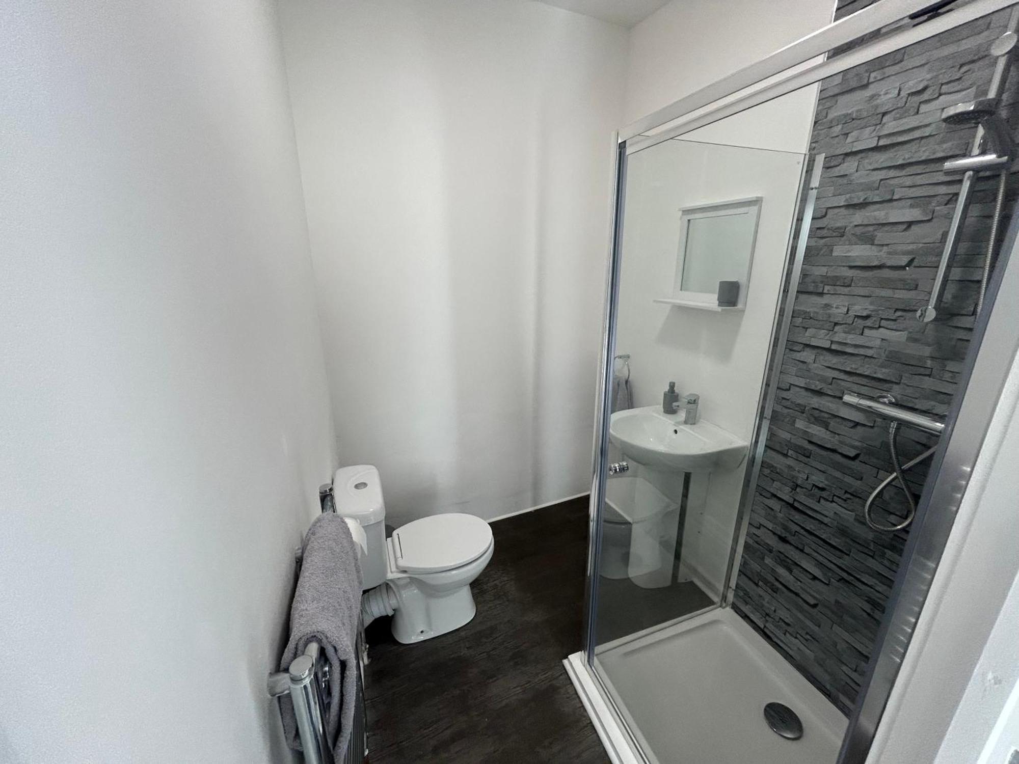Double Room with Private Bathroom,1581561493:JPEG