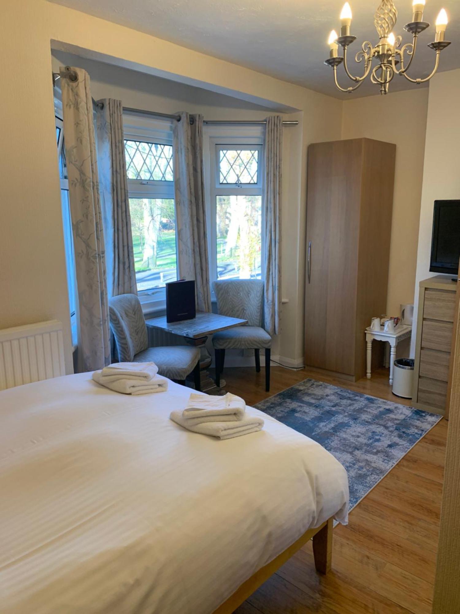 Double Room,1525254886:JPEG