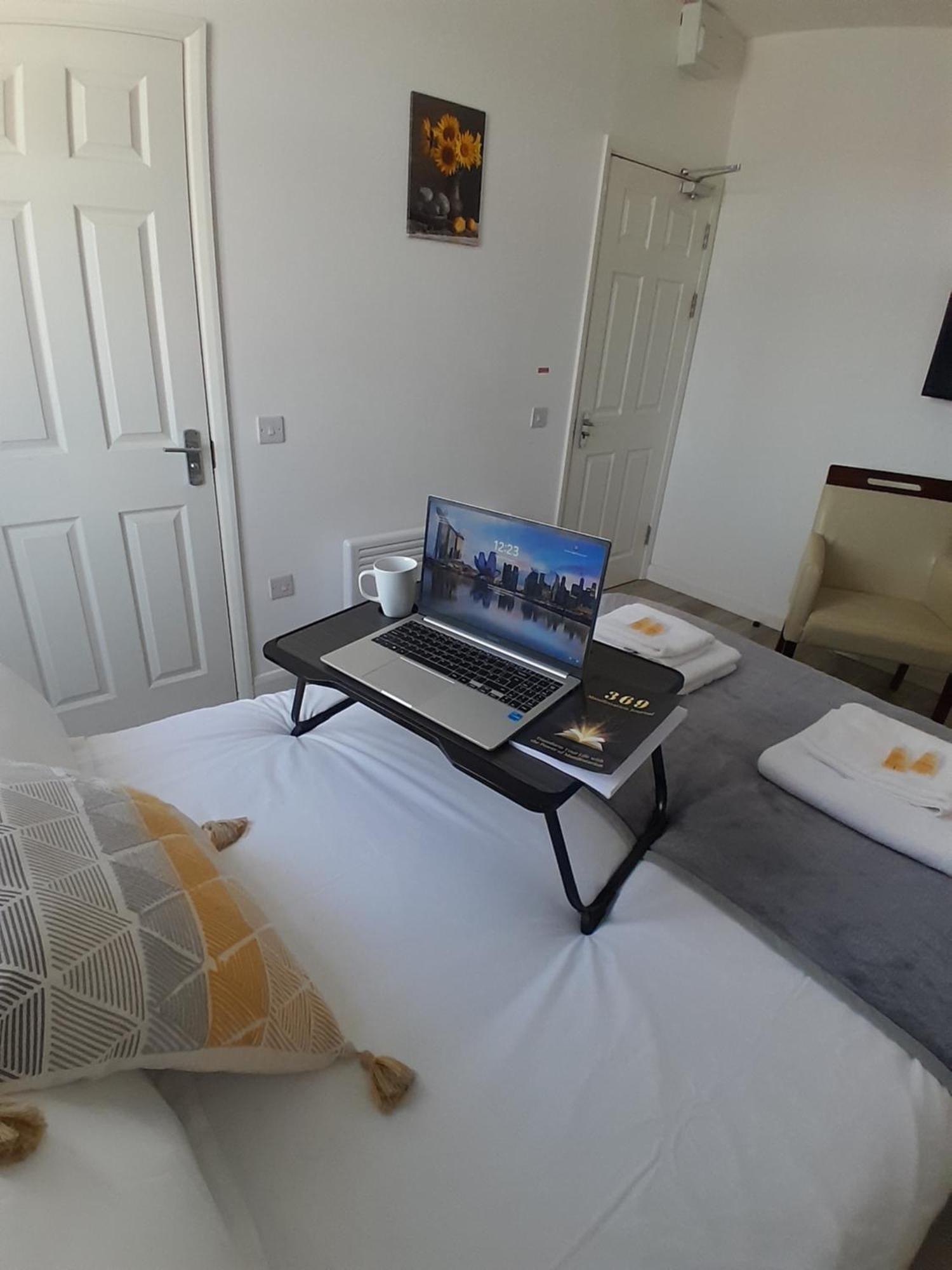 Double Room with Private Bathroom,1525602340:JPEG
